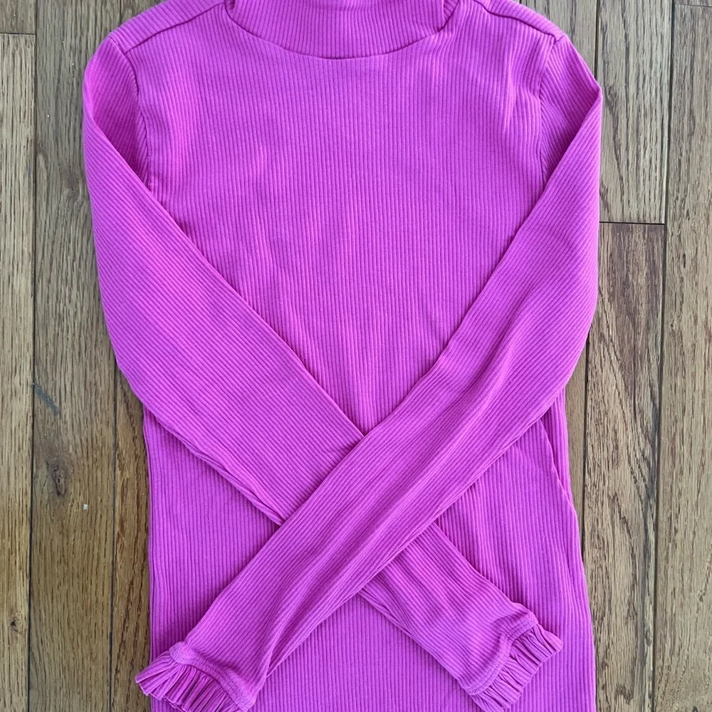 NWOT JCrew Fuchsia Ribbed Turtleneck